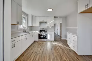 367 College St, Hollister, CA 95023 - Photo 8