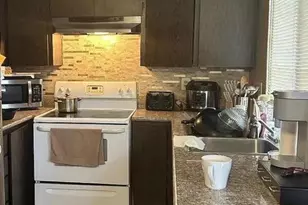 2270 Chester Dr, Tracy, CA 95376 - Photo 2