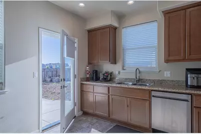 670 Bikle Dr, King City, CA 93930 - Photo 16