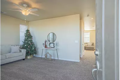 670 Bikle Dr, King City, CA 93930 - Photo 6