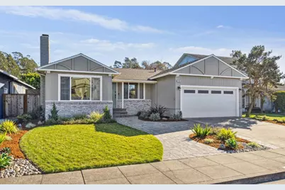 140 Palm Beach Ave, El Granada, CA 94018 - Photo 1