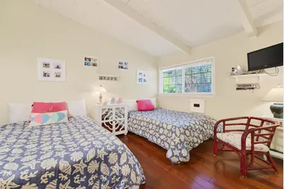 619 Beach Dr, Aptos, CA 95003 - Photo 16