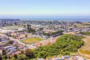 577 Creekside Ct, Half Moon Bay, CA 94019 - Photo 40