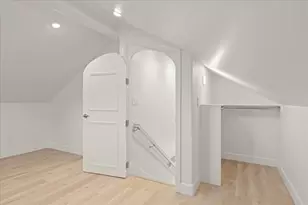 272 Clay St, Monterey, CA 93940 - Photo 32