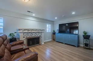 316 10th St, Greenfield, CA 93927 - Photo 8