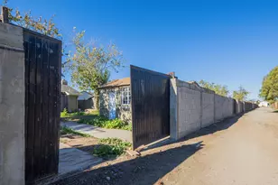 316 10th St, Greenfield, CA 93927 - Photo 28