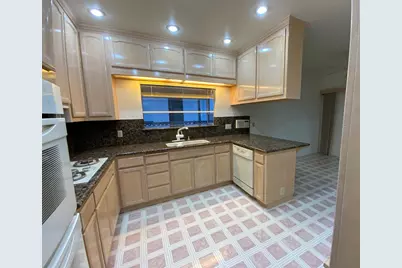 61 Orchard Ave, Redwood City, CA 94061 - Photo 4