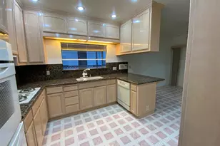 61 Orchard Ave, Redwood City, CA 94061 - Photo 4