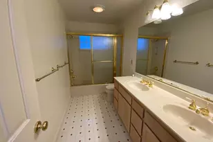 61 Orchard Ave, Redwood City, CA 94061 - Photo 18