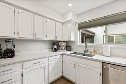 1323 Fruitdale Ave, San Jose, CA 95126 - Photo 10