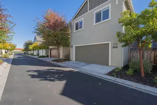 19130 Fallingwater Ln, Marina, CA 93933 - Photo 34