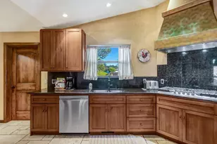 810 Altura Pl, Del Rey Oaks, CA 93940 - Photo 10