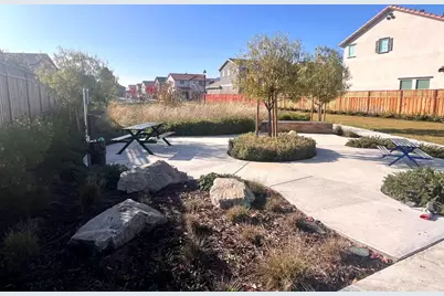 24704 Manzanita St, Hayward, CA 94545 - Photo 4