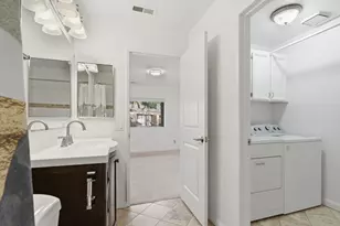 5688 Makati Cir H, San Jose, CA 95123 - Photo 16