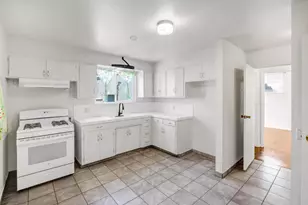 609 Congress Ave, Pacific Grove, CA 93950 - Photo 16