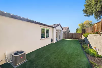 1110 McClellan, Hollister, CA 95023 - Photo 48