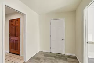 1079 Annapolis Dr, San Mateo, CA 94403 - Photo 10