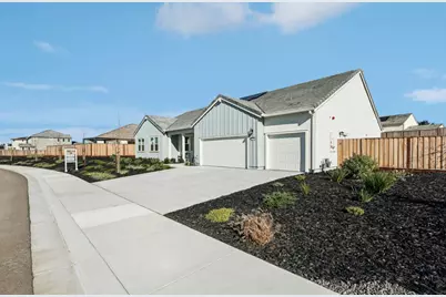 179 Luna Way, Hollister, CA 95023 - Photo 2