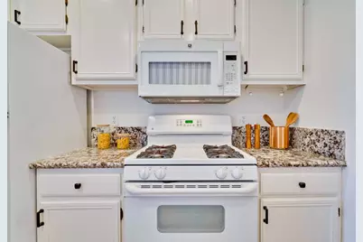 827 Creekside Pl, Santa Clara, CA 95051 - Photo 10