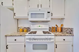 827 Creekside Pl, Santa Clara, CA 95051 - Photo 10