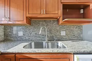 2801 Bartlett St, Oakland, CA 94602 - Photo 12