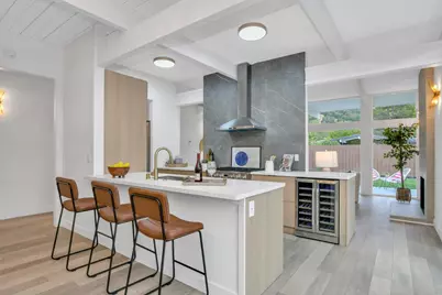 642 Appleberry Dr, San Rafael, CA 94903 - Photo 2