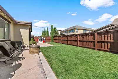 1737 Cranbrook Ct, Lathrop, CA 95330 - Photo 6