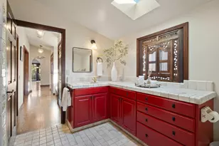 707 Vista Dr, Redwood City, CA 94062 - Photo 26