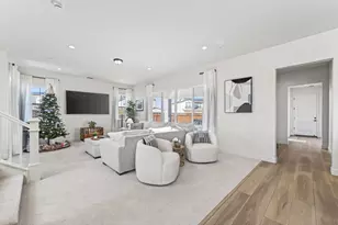 585 Santa Lucia Wy, Marina, CA 93933 - Photo 4