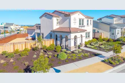 585 Santa Lucia Way, Marina, CA 93933 - Photo 2