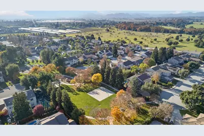 19127 Legend Ct, Morgan Hill, CA 95037 - Photo 52