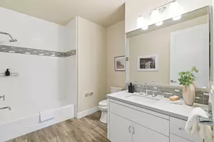 889 N San Antonio Rd 2020, Los Altos, CA 94022 - Photo 14