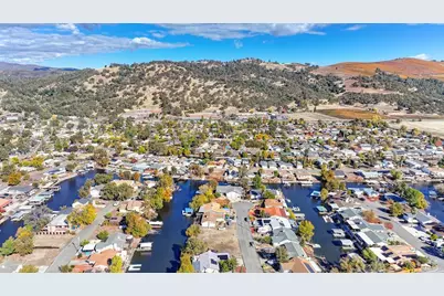 613 Bass Ln, Clearlake Oaks, CA 95423 - Photo 2