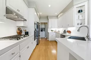 134 Cliff Swallow Ct, Brisbane, CA 94005 - Photo 16