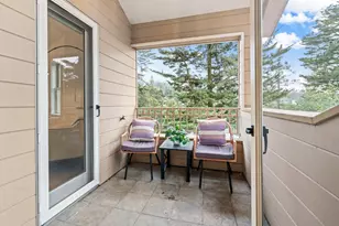 2220 Arrowhead Dr, Oakland, CA 94611 - Photo 32