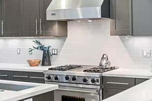 2220 Arrowhead Dr, Oakland, CA 94611 - Photo 14