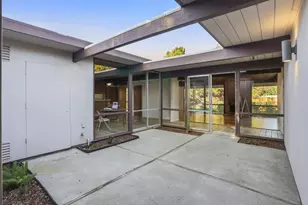 827 Cumberland Dr, Sunnyvale, CA 94087 - Photo 2