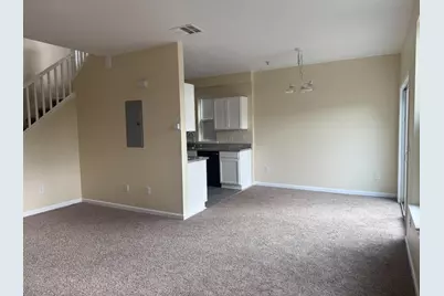 225 Pacifica Blvd 204, Watsonville, CA 95076 - Photo 2