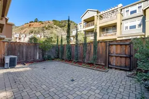 6264 Rocky Point Ct, Oakland, CA 94605 - Photo 36