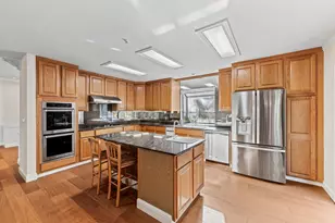 2412 Hillside Dr, Burlingame, CA 94010 - Photo 4