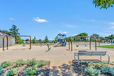 2213 Wigeon Ct, San Leandro, CA 94579 - Photo 46