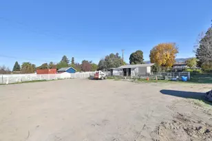 12155 Columbet Ave, San Martin, CA 95046 - Photo 34