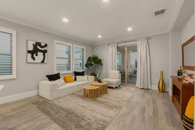 1057 Foxglove Pl 202, San Jose, CA 95131 - Photo 4