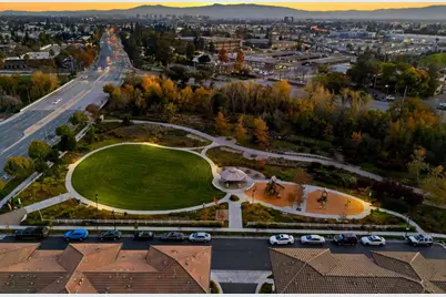 1057 Foxglove Pl 202, San Jose, CA 95131 - Photo 50