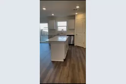 2114 Coulter Ln 393P, Los Banos, CA 93635 - Photo 2