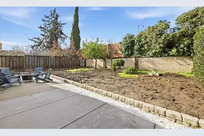 4975 Chiles Dr, San Jose, CA 95136 - Photo 26