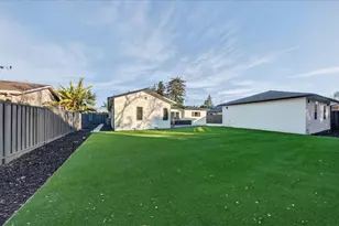 371 N Milton Ave, Campbell, CA 95008 - Photo 32