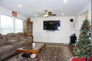 405 Greene Wy, Los Banos, CA 93635 - Photo 6