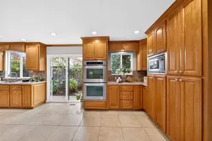 10155 Western Dr, Cupertino, CA 95014 - Photo 12