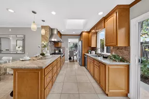 10155 Western Dr, Cupertino, CA 95014 - Photo 14